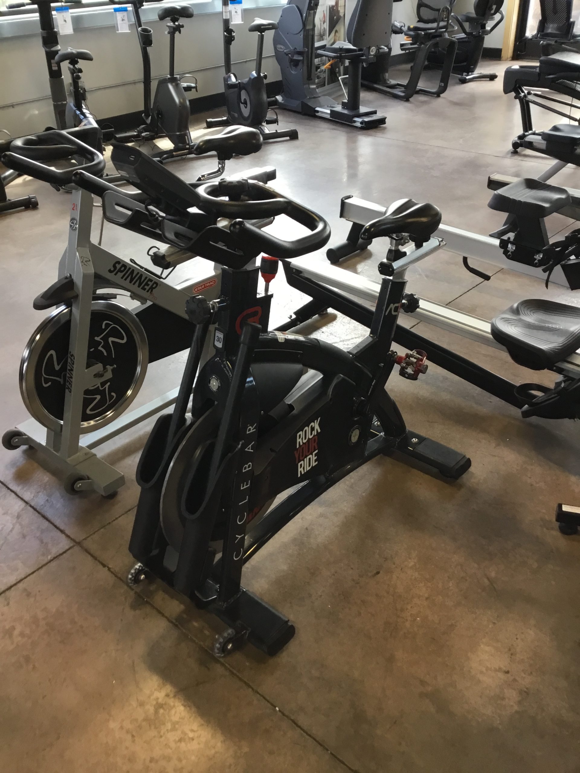 Cyclebar discount schwinn bikes